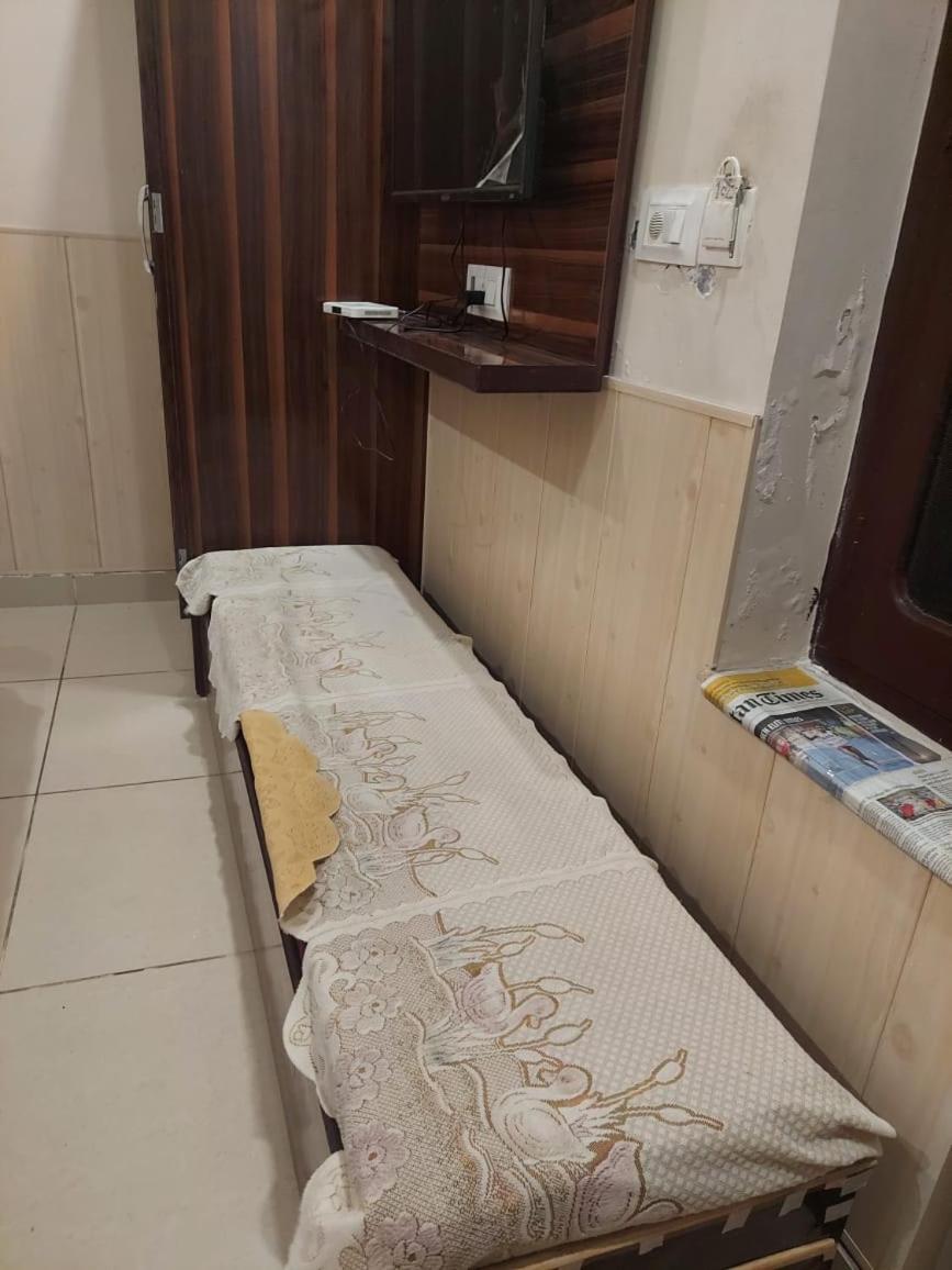 Rk Lodge 阿姆利则 外观 照片